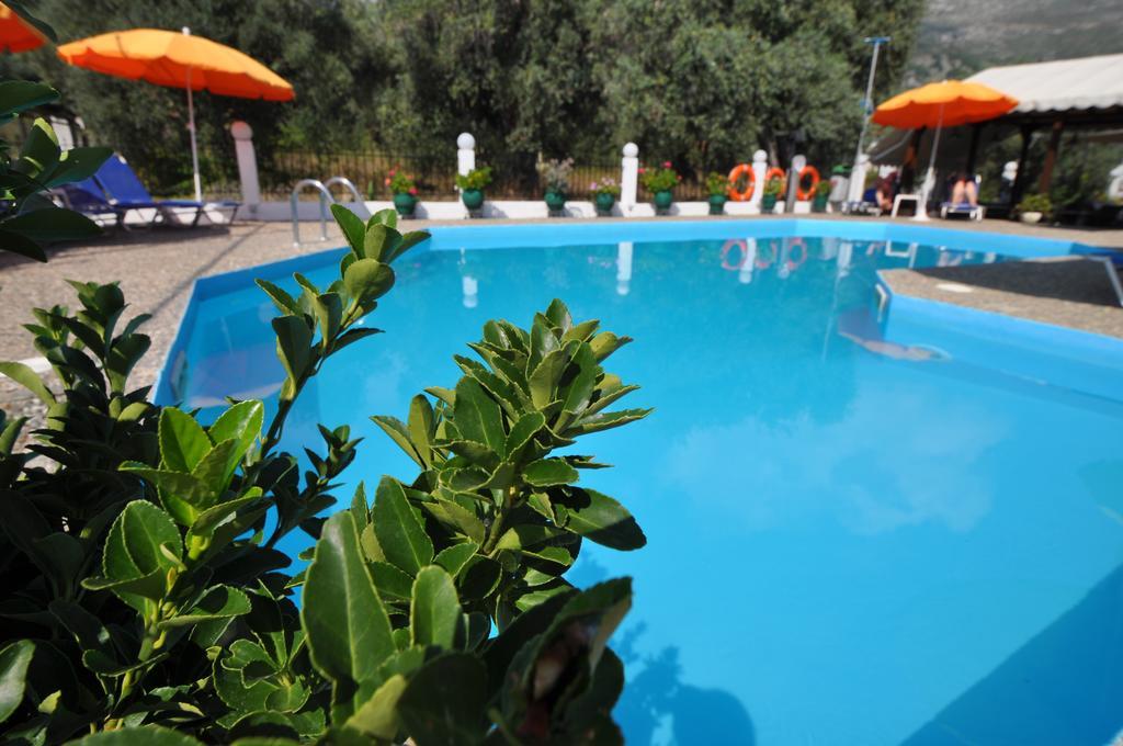 Hotel Sylvia Koinira Dış mekan fotoğraf